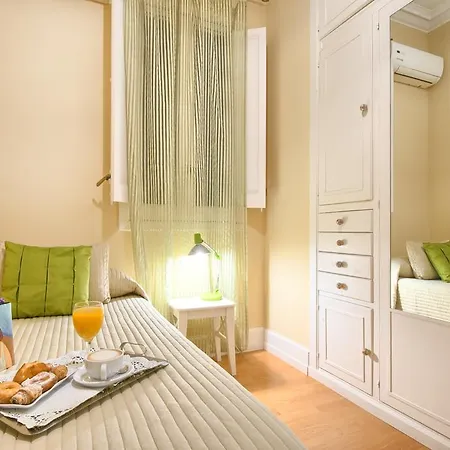 Casa Con Estilo Balmes Pensionat Barcelona